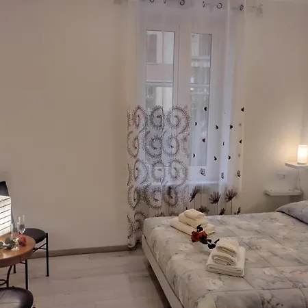 Apartamento Casa Vacanze Andrea La Tua Base Per Visitare Il Mare Delle Cinque Terre La Spezia