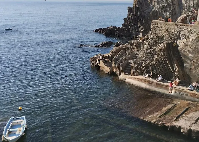 Casa Vacanze Andrea La Tua Base Per Visitare Il Mare Delle Cinque Terre Apartment *